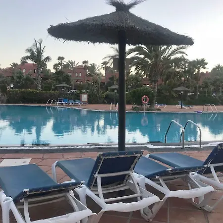 Apartment Tropical Garden Retreat: Private Terrace & Pool Oasis Corralejo